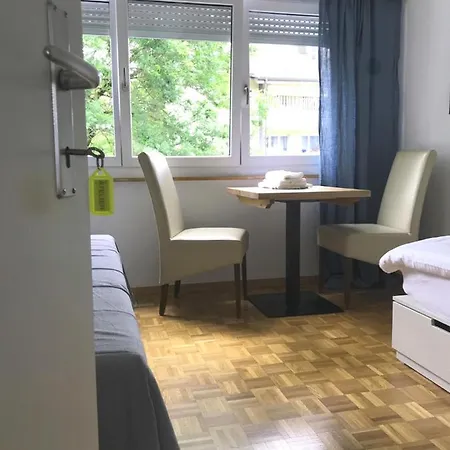 Charmantes Appartment Διαμέρισμα Zollikofen